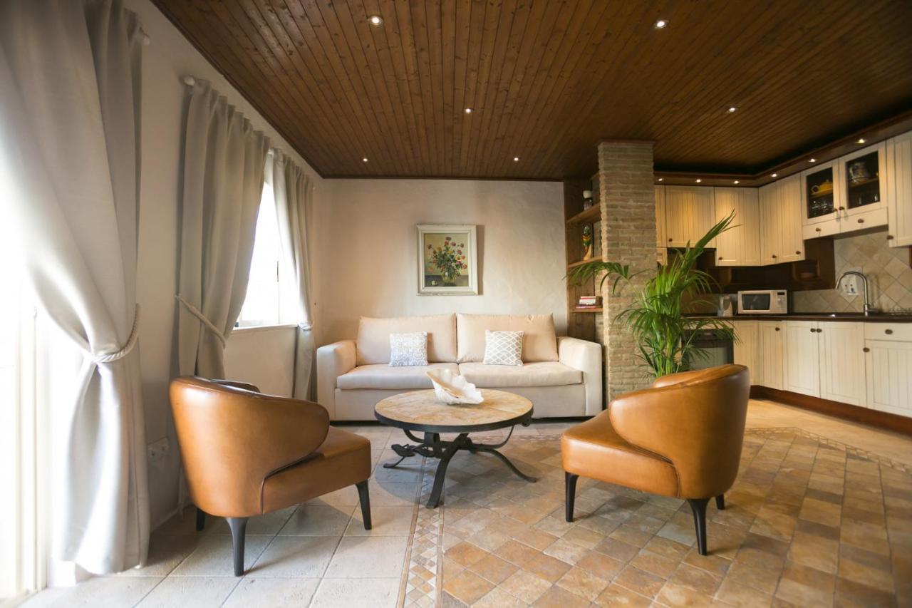 Carvoeiro Beach Duplex ภายนอก รูปภาพ