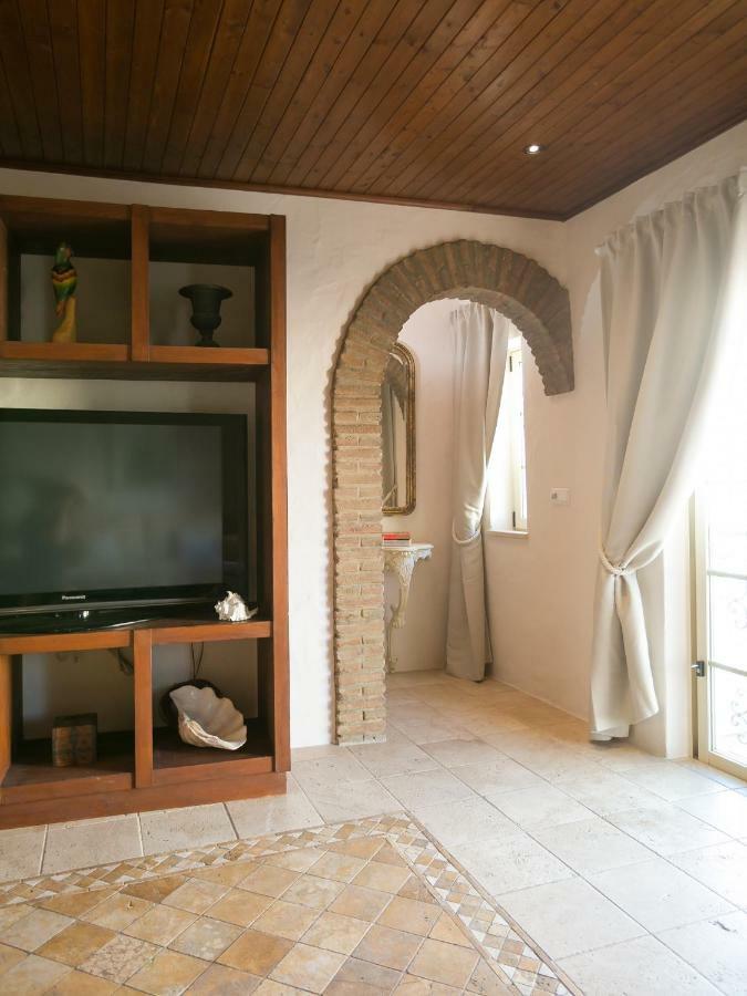 Carvoeiro Beach Duplex ภายนอก รูปภาพ